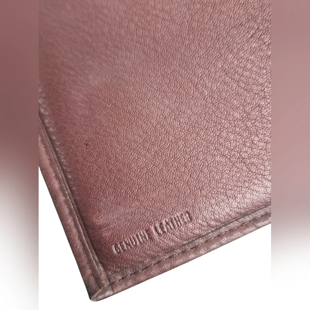 VTG FOSSIL brown pebbled trifold wallet, genuine leather